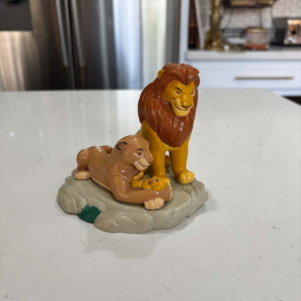 Vintage Disney Applause Lion King Special Edition Figurine Mufasa Sarabi and Sim